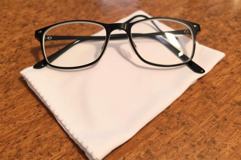 Como Escolher a Flanela para Óculos Ideal para Preservar suas Lentes